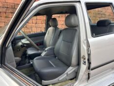 TOYOTA HILUX SR5 2.8 CABINE DUPLA 4X4 2001/2001 LS MULTIMARCAS VENÂNCIO AIRES / Carros no Vale