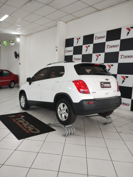 CHEVROLET TRACKER 1.8 LTZ 2016/2016 TIAGO AUTOMÓVEIS VENÂNCIO AIRES / Carros no Vale