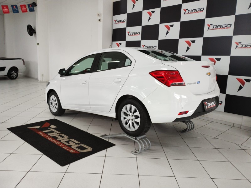 CHEVROLET PRISMA SED. LT 1.4 8V FLEXPOWER 4P 2018/2018 TIAGO AUTOMÓVEIS VENÂNCIO AIRES / Carros no Vale