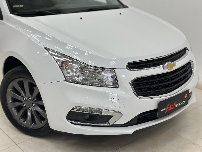 CHEVROLET CRUZE 1.8 LT 16V FLEX 4P AUTOMÁTICO 2015/2016 MAIS FÁCIL VEÍCULOS SANTA CRUZ DO SUL / Carros no Vale