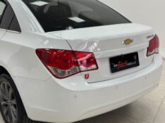 CHEVROLET CRUZE 1.8 LT 16V FLEX 4P AUTOMÁTICO 2015/2016 MAIS FÁCIL VEÍCULOS SANTA CRUZ DO SUL / Carros no Vale