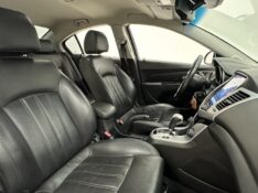 CHEVROLET CRUZE 1.8 LT 16V FLEX 4P AUTOMÁTICO 2015/2016 MAIS FÁCIL VEÍCULOS SANTA CRUZ DO SUL / Carros no Vale