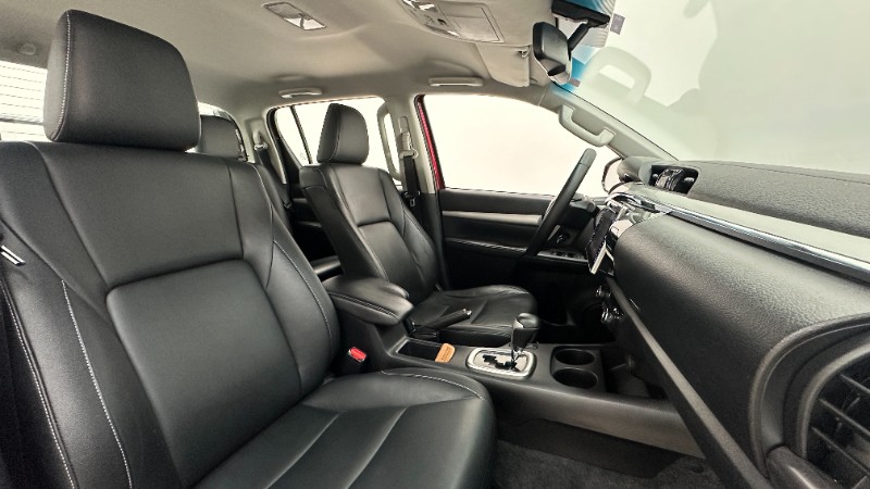 TOYOTA HILUX 2.8 D-4D TURBO DIESEL CD SRV 4X4 AUTOMÁTICO 2018/2019 MAIS FÁCIL VEÍCULOS SANTA CRUZ DO SUL / Carros no Vale