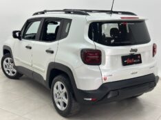 JEEP RENEGADE 1.3 SPORT T270 16V TURBO 2022/2023 MAIS FÁCIL VEÍCULOS SANTA CRUZ DO SUL / Carros no Vale