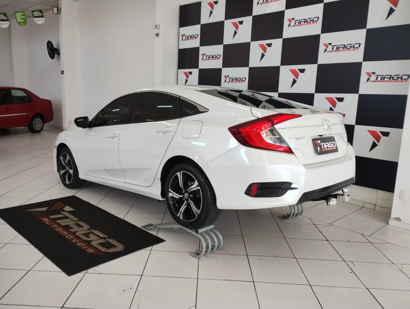 HONDA CIVIC 1.7 LX 16V GASOLINA 4P AUTOMÁTICO 2017/2017 TIAGO AUTOMÓVEIS VENÂNCIO AIRES / Carros no Vale