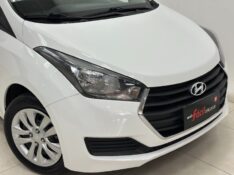 HYUNDAI HB20 COMFORT 1.6 FLEX 16V 2015/2016 MAIS FÁCIL VEÍCULOS SANTA CRUZ DO SUL / Carros no Vale