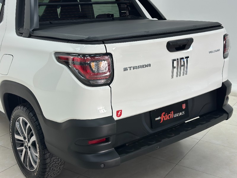 FIAT STRADA 1.3 VOLCANO CD 8V 2024/2025 MAIS FÁCIL VEÍCULOS SANTA CRUZ DO SUL / Carros no Vale