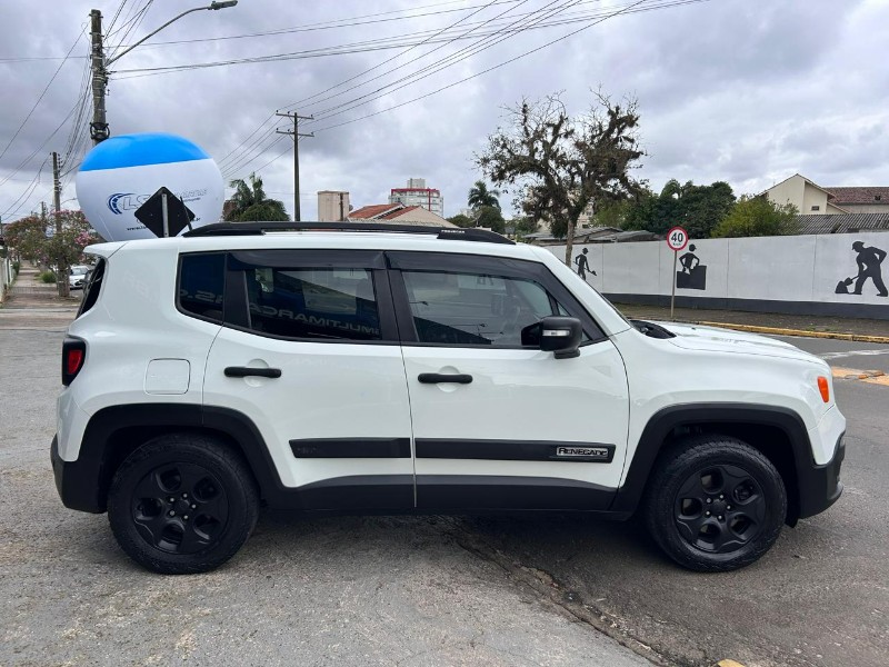 JEEP RENEGADE SPORT 1.8 4X2 16V MEC. 2016/2016 LS MULTIMARCAS VENÂNCIO AIRES / Carros no Vale