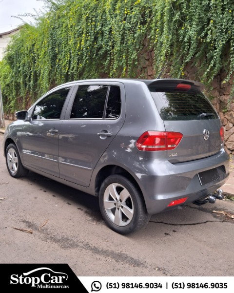 VOLKSWAGEN FOX COMFORTLINE 1.6 FLEX 8V 5P 2018/2018 STOPCAR MULTIMARCAS ESTRELA / Carros no Vale