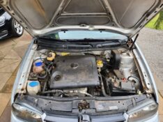 VOLKSWAGEN GOLF FLASH 1.6 8V 2006/2006 TS VEÍCULOS ANTA GORDA / Carros no Vale