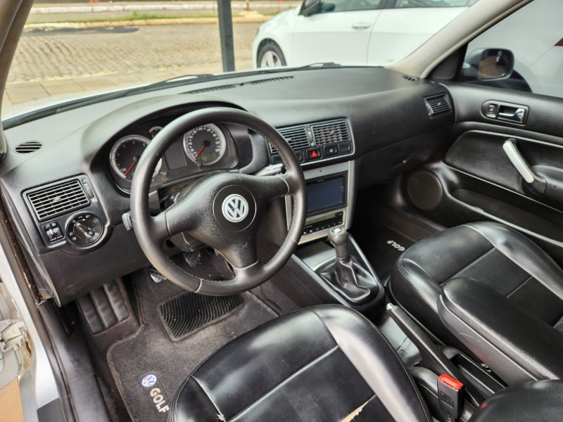 VOLKSWAGEN GOLF FLASH 1.6 8V 2006/2006 TS VEÍCULOS ANTA GORDA / Carros no Vale