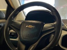 CHEVROLET ONIX 1.0 LS 1.0 2015/2015 JM AUTOMÓVEIS VENÂNCIO AIRES / Carros no Vale