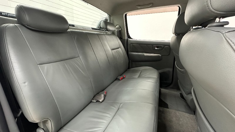 TOYOTA HILUX 3.0 SRV 4X4 CD 16V TURBO INTERCOOLER 2011/2011 MAIS FÁCIL VEÍCULOS SANTA CRUZ DO SUL / Carros no Vale