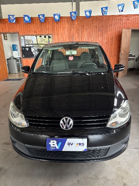 VOLKSWAGEN FOX 1.0 ITREND 8V 2013/2014 RICARDINHO AUTOMÓVEIS MONTENEGRO / Carros no Vale