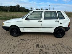 FIAT UNO MILLE /2002 RT 811 VEÍCULOS ARROIO DO MEIO / Carros no Vale