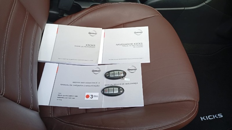NISSAN KICKS SL 1.6 2016/2017 ALTERNATIVA VEÍCULOS LAJEADO / Carros no Vale