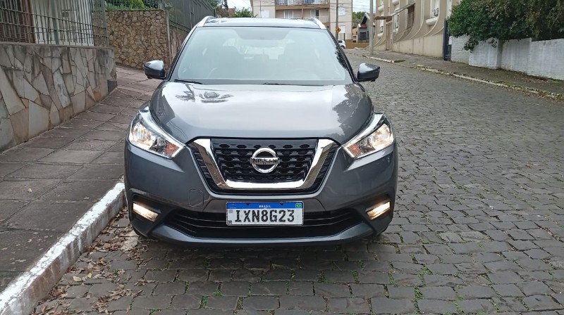NISSAN KICKS SL 1.6 2016/2017 ALTERNATIVA VEÍCULOS LAJEADO / Carros no Vale