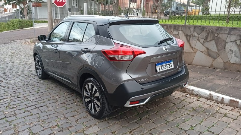 NISSAN KICKS SL 1.6 2016/2017 ALTERNATIVA VEÍCULOS LAJEADO / Carros no Vale