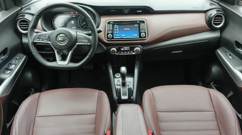 NISSAN KICKS SL 1.6 2016/2017 ALTERNATIVA VEÍCULOS LAJEADO / Carros no Vale
