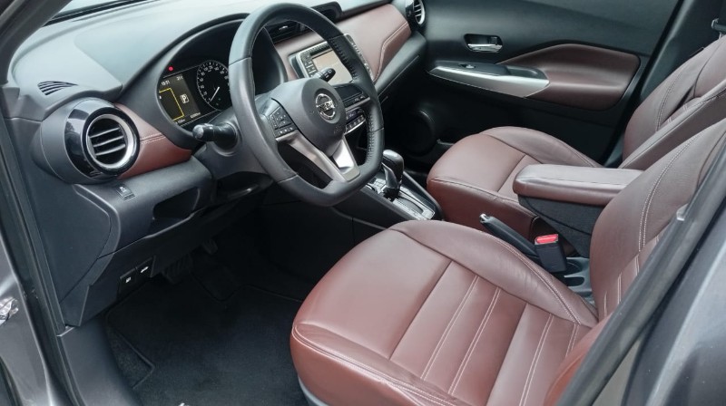 NISSAN KICKS SL 1.6 2016/2017 ALTERNATIVA VEÍCULOS LAJEADO / Carros no Vale
