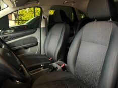 FORD FOCUS GL 1.6 2013/2013 SÉTIMA VEÍCULOS GUAPORÉ / Carros no Vale