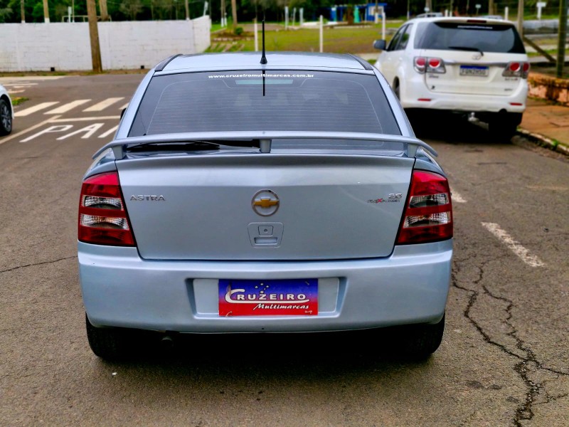 CHEVROLET ASTRA ADVANTAGE 2.0 MPFI 8V FLEXPOWER 5P 2008/2008 CRUZEIRO MULTIMARCAS CRUZEIRO DO SUL / Carros no Vale