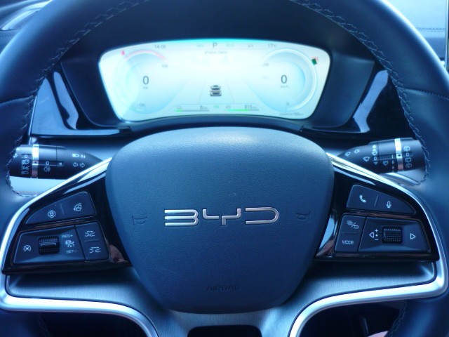BYD SONG PLUS 1.5 DM-I HÍBRIDO AUTOMÁTICO 2023/2024 PREMIUM AUTOMÓVEIS ARROIO DO MEIO / Carros no Vale
