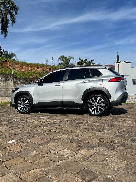 TOYOTA COROLLA CROSS XRE 2.0 16V FLEX AUT. 2022/2023 BOSCO AUTOMÓVEIS GUAPORÉ / Carros no Vale