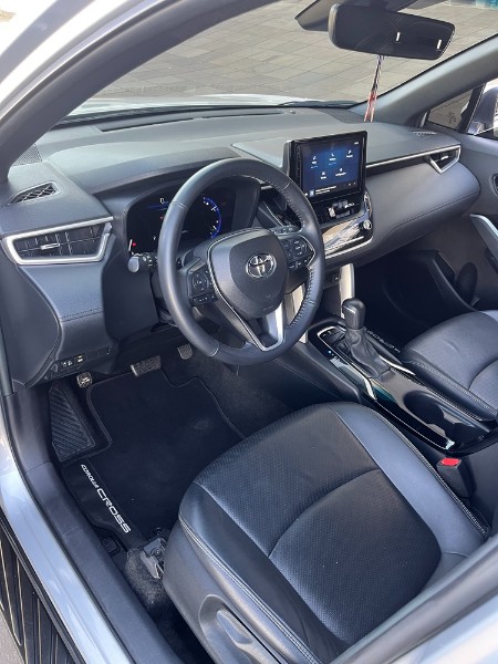 TOYOTA COROLLA CROSS XRE 2.0 16V FLEX AUT. 2022/2023 BOSCO AUTOMÓVEIS GUAPORÉ / Carros no Vale
