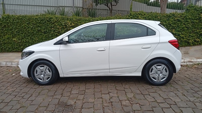 CHEVROLET ONIX 1.0 JOY 2019/2019 ALTERNATIVA VEÍCULOS LAJEADO / Carros no Vale