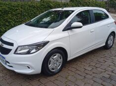 CHEVROLET ONIX 1.0 JOY 2019/2019 ALTERNATIVA VEÍCULOS LAJEADO / Carros no Vale