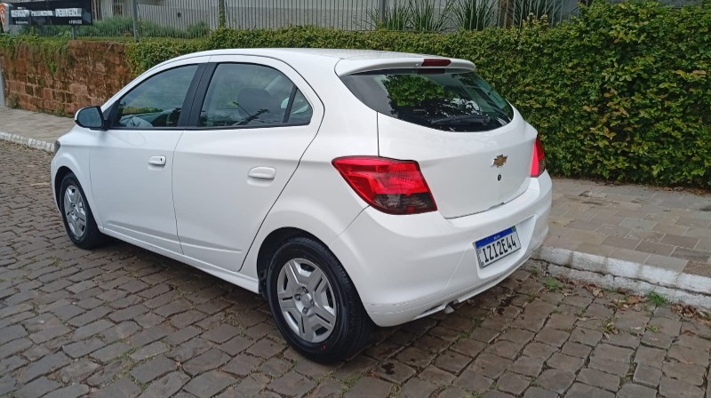 CHEVROLET ONIX 1.0 JOY 2019/2019 ALTERNATIVA VEÍCULOS LAJEADO / Carros no Vale