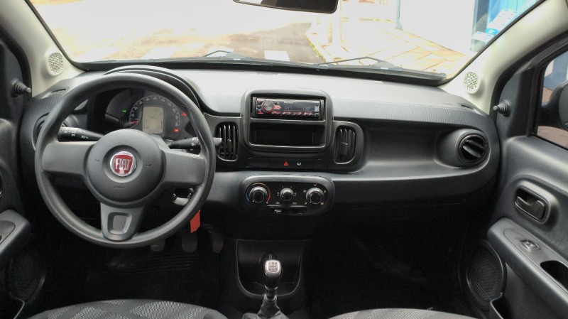 FIAT MOBI 1.0 8V EVO EASY 2016/2017 ADRIANO VEÍCULOS CRUZEIRO DO SUL / Carros no Vale
