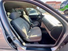 VOLKSWAGEN GOLF 1.6 MI 8V FLEX 4P MANUAL 2000/2000 AR MULTIMARCAS VENÂNCIO AIRES / Carros no Vale