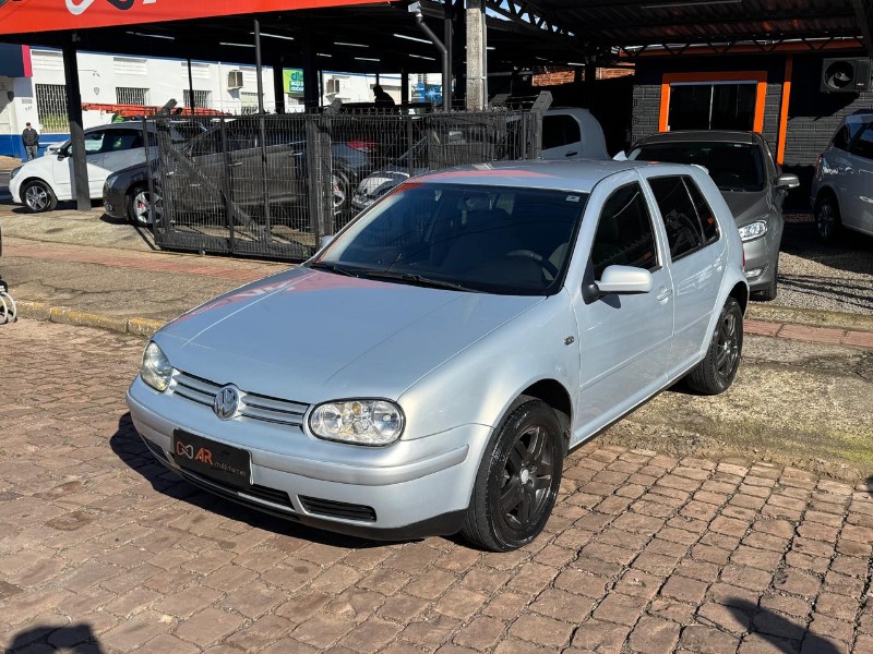VOLKSWAGEN GOLF 1.6 MI 8V FLEX 4P MANUAL 2000/2000 AR MULTIMARCAS VENÂNCIO AIRES / Carros no Vale