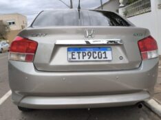 HONDA CITY 1.5 DX 16V FLEX 4P MANUAL 2011/2012 ADRIANO VEÍCULOS CRUZEIRO DO SUL / Carros no Vale