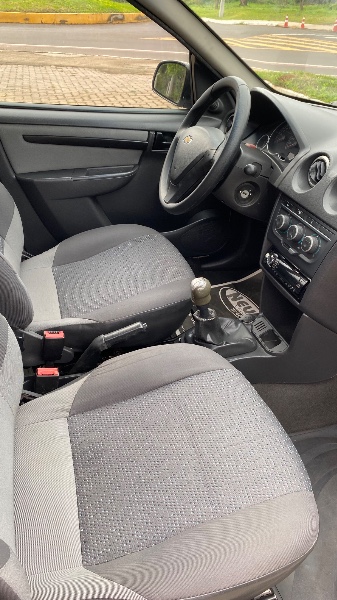 CHEVROLET CELTA 1.0 SPIRIT 8V 2014/2014 NEURI VEÍCULOS LAJEADO / Carros no Vale