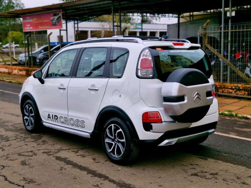 CITROEN AIRCROSS EXCLUSIVE 1.6 2011/2012 CRUZEIRO MULTIMARCAS CRUZEIRO DO SUL / Carros no Vale