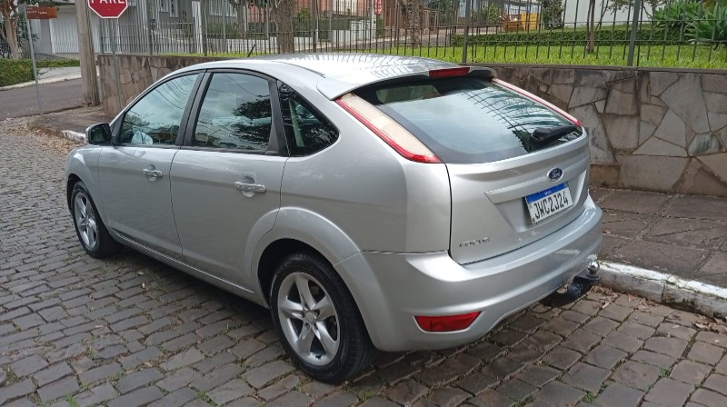 FORD FOCUS GLX 2.0 2009/2009 ALTERNATIVA VEÍCULOS LAJEADO / Carros no Vale