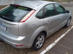 FORD FOCUS GLX 2.0 2009/2009 ALTERNATIVA VEÍCULOS LAJEADO / Carros no Vale