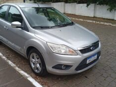 FORD FOCUS GLX 2.0 2009/2009 ALTERNATIVA VEÍCULOS LAJEADO / Carros no Vale