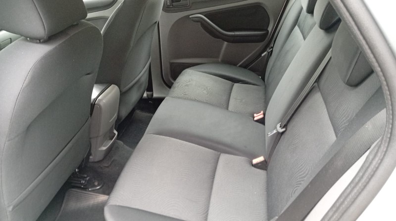 FORD FOCUS GLX 2.0 2009/2009 ALTERNATIVA VEÍCULOS LAJEADO / Carros no Vale