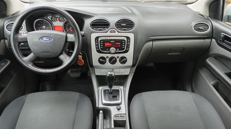 FORD FOCUS GLX 2.0 2009/2009 ALTERNATIVA VEÍCULOS LAJEADO / Carros no Vale