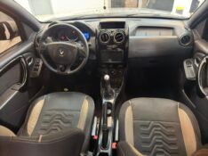 RENAULT DUSTER DAKAR 4X2 1.6 HI 16V MEC. 2016/2016 LUCAS AUTOMÓVEIS BOM RETIRO DO SUL / Carros no Vale
