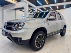RENAULT DUSTER DAKAR 4X2 1.6 HI 16V MEC. 2016/2016 LUCAS AUTOMÓVEIS BOM RETIRO DO SUL / Carros no Vale
