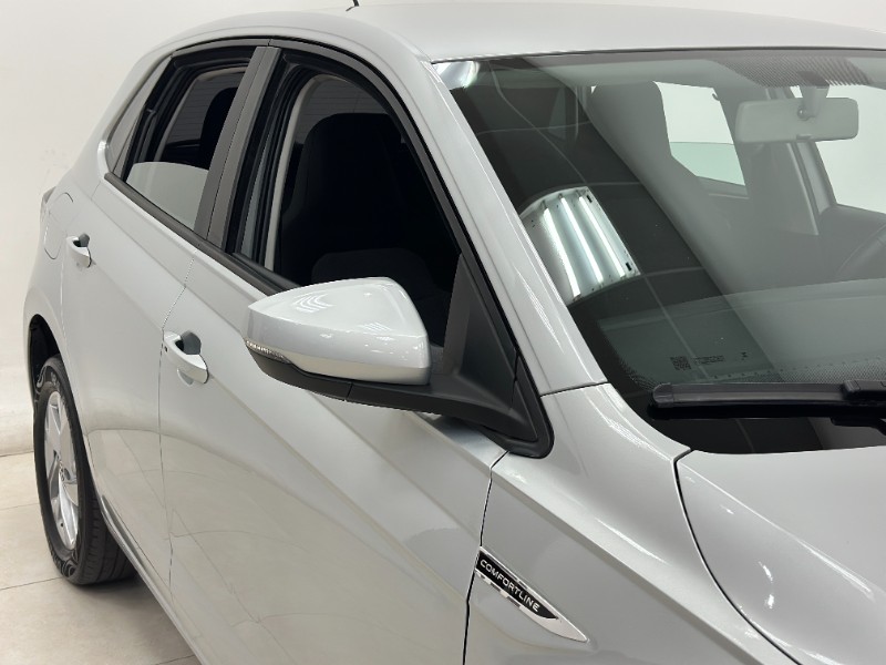VOLKSWAGEN POLO 1.0 170 TSI COMFORTLINE AUTOMÁTICO 2023/2024 MAIS FÁCIL VEÍCULOS SANTA CRUZ DO SUL / Carros no Vale