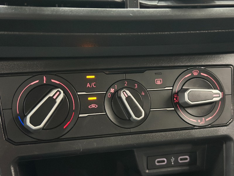 VOLKSWAGEN POLO 1.0 170 TSI COMFORTLINE AUTOMÁTICO 2023/2024 MAIS FÁCIL VEÍCULOS SANTA CRUZ DO SUL / Carros no Vale
