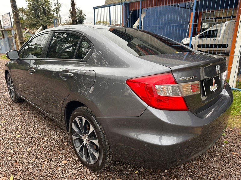 HONDA CIVIC LXR 2.0 2015/2015 MENEGHINI VEÍCULOS ARROIO DO MEIO / Carros no Vale