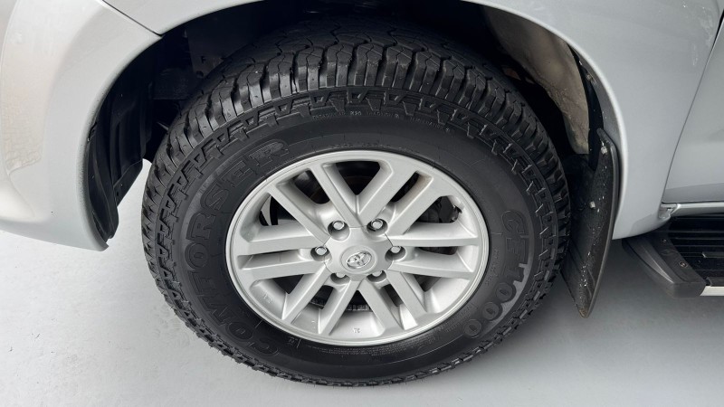 TOYOTA SW4 SR 2.7 /2013 IDEAL VEÍCULOS LAJEADO / Carros no Vale
