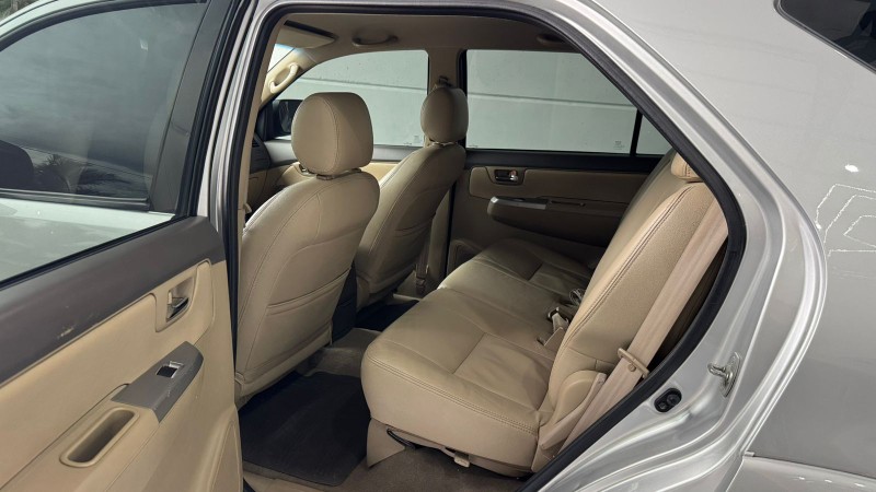 TOYOTA SW4 SR 2.7 /2013 IDEAL VEÍCULOS LAJEADO / Carros no Vale